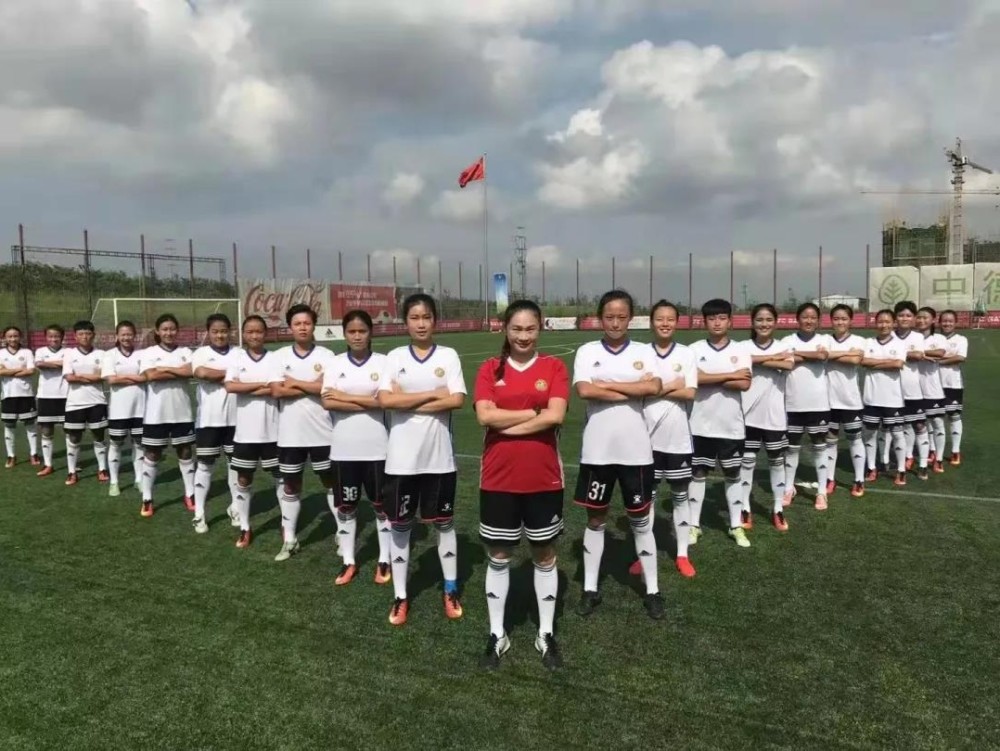 南宫娱乐-国际女足大赛中中国选手勇夺桂冠