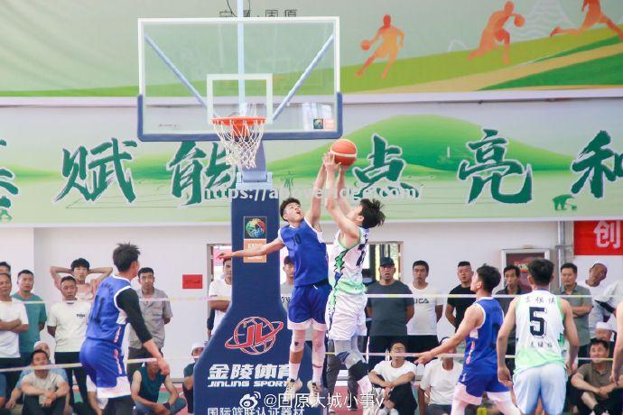 南宫娱乐-正在进行的顶级篮球大赛中爆发了激烈对抗